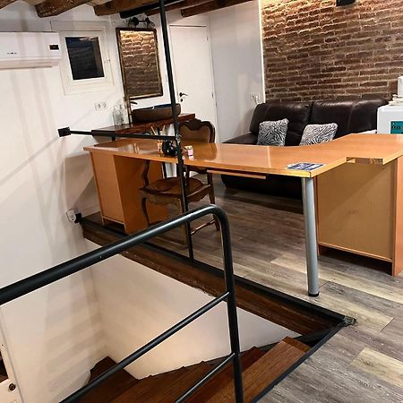 ברצלונה Habitacion Para Grupos Hasta 8 En Plena Rambla De Cataluna מראה חיצוני תמונה