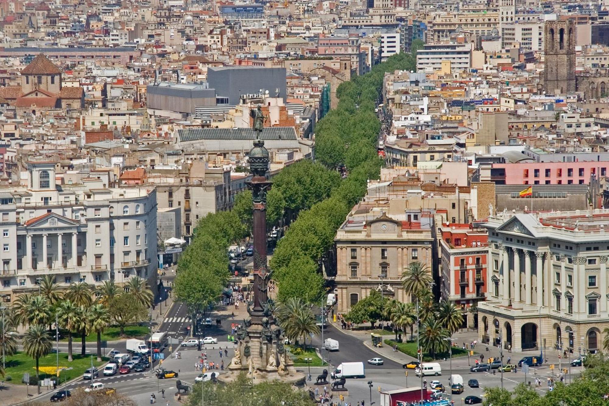 ברצלונה Habitacion Para Grupos Hasta 8 En Plena Rambla De Cataluna מראה חיצוני תמונה