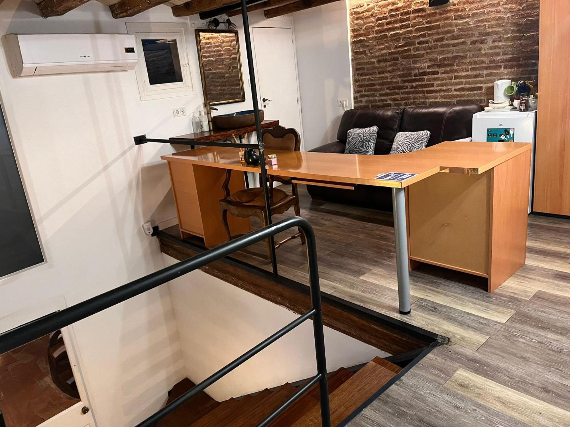 ברצלונה Habitacion Para Grupos Hasta 8 En Plena Rambla De Cataluna מראה חיצוני תמונה